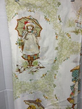Springmaid Holly Hobbie American Greetings Twin Flat Bedsheet & fitted sheet.